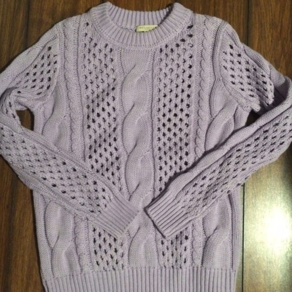 Burberry knit sweater, size M. 100% cotton